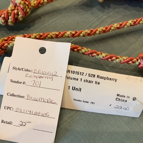 Braemore set of Tassels - Picture 8 of 8